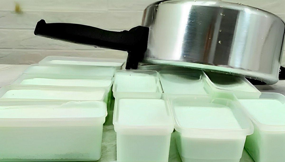 Pasta mágica para limpar alumínio que deixa as suas panelas um espelho