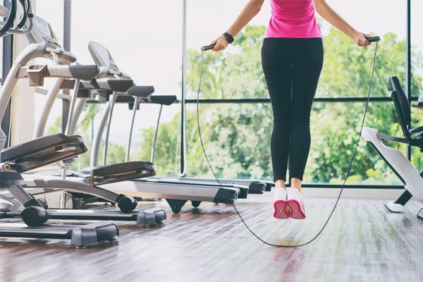 pular ajuda a reduzir a celulite