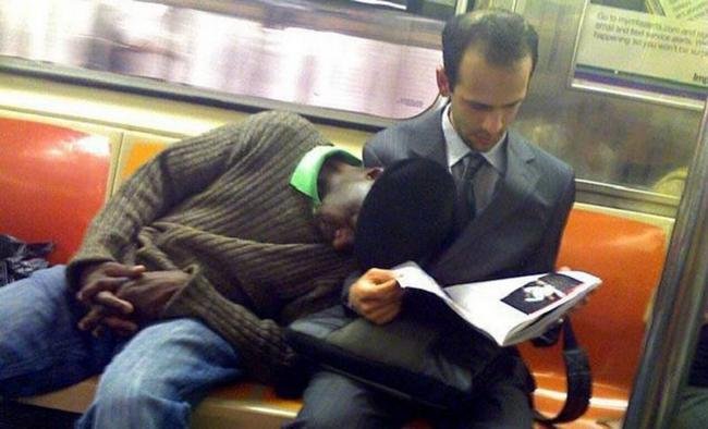Metro-Bizarro-3