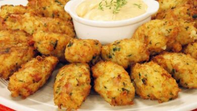 Bolinhos de arroz recheados com frango