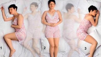 Estudo revela que a pessoa que dorme do lado direito da cama é…