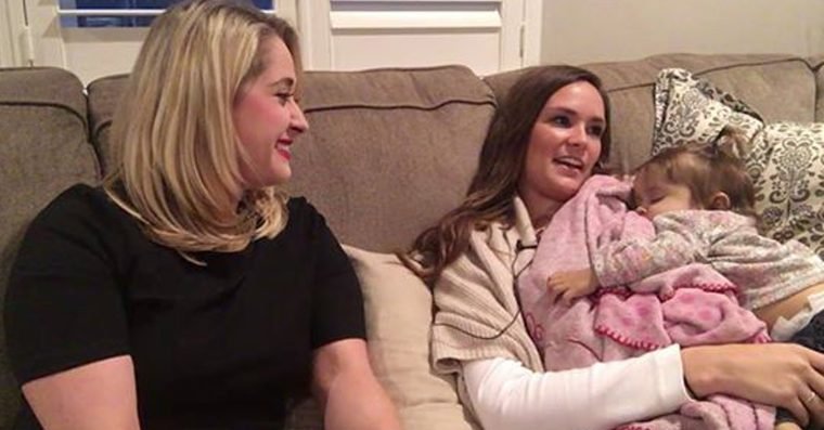 Garota de 22 anos foi contratada para cuidar desse bebê durante 3 semanas talia2 - Garota de 22 anos foi contratada para cuidar desse bebê durante 3 semanas