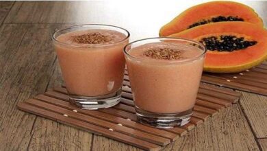 Suco de mamão e linhaça para regular o funcionamento do intestino