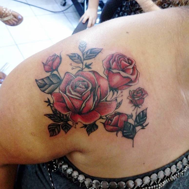 100 imagens de tatuagens femininas no ombro para te inspirar
