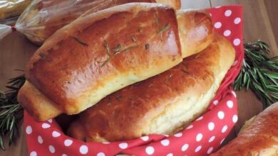 Pão caseiro com ervas