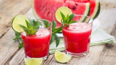 suco de melancia com limão para desintoxicar e eliminar pedra nos rins