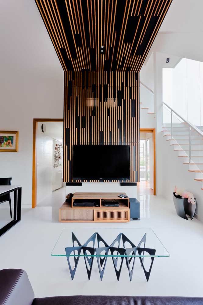 Quem não gostaria de ter uma sala de TV pequena decorada?