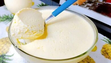 Sobremesa de abacaxi de 2 ingredientes econômica deliciosa e fácil de preparar