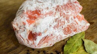 Truque caseiro para descongelar carne super rápido