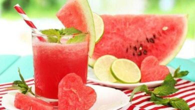 Suco de melancia com canela e limão para emagrecer