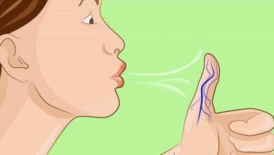 Assopre os seus dois polegares. O que acontece depois é fantástico!