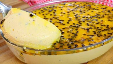 Mousse de maracujá com calda leve cremoso e perfeito para a sua sobremesa
