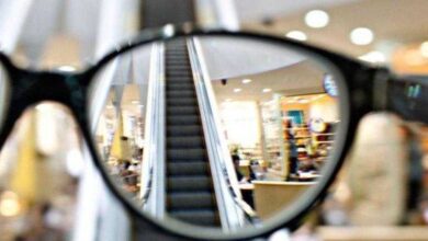 8 sinais que indicam que você precisa usar óculos