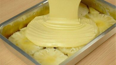 Bolo de Abacaxi invertido feito com a fruta