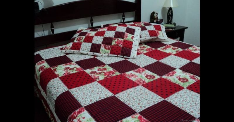 colcha com retalhos estampada