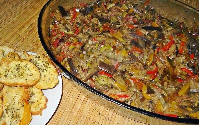 Antepasto de berinjela no forno d