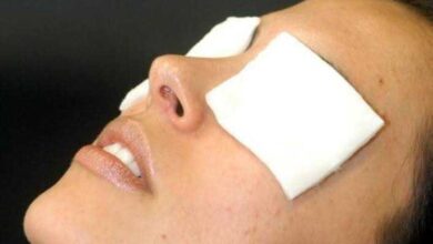 Como fazer compressa de cravos da índia para eliminar o terçol