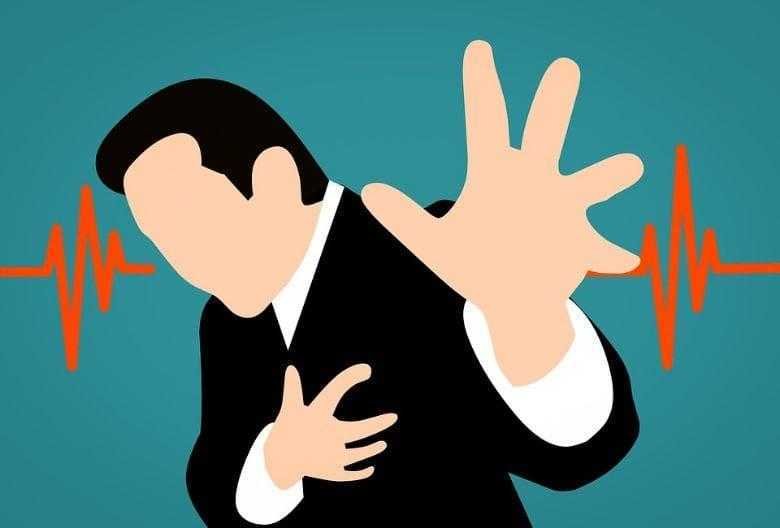 Como reconhecer um ataque cardíaco f