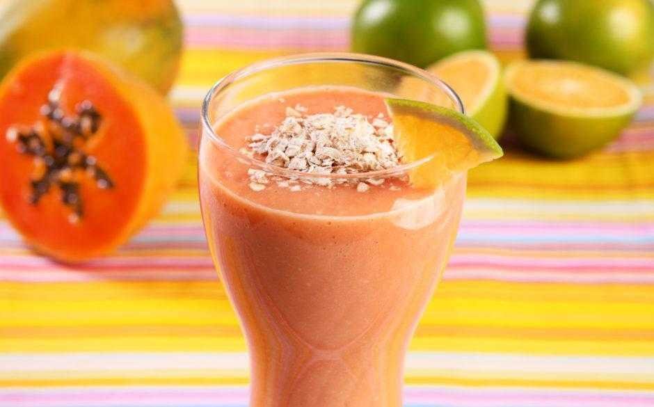 Mamão com aveia e canela para eliminar o inchaço e limpar o Intestino