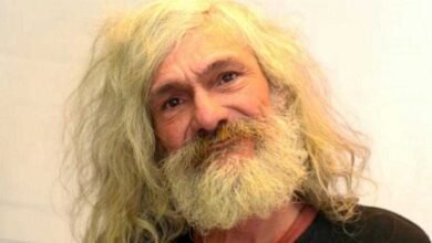 Mendigo foi a um cabeleireiro para dar um “trato no visual”. Quando ele saiu, ninguém o reconheceu.