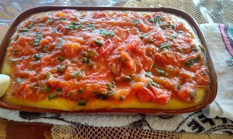 Polenta Cremosa ao Molho