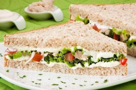 sanduíche de peito de peru