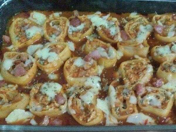 Rondelli de Frango com Requeijão Cremoso