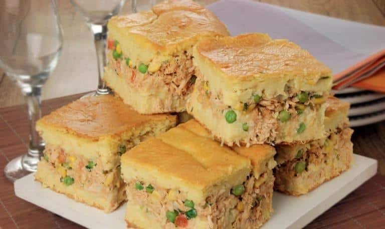 Torta caipira de frango com massa de milho verde: Maravilhosa!