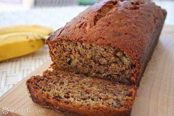 Bolo de Banana com Cenoura