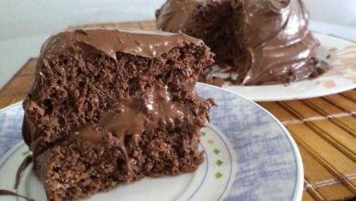 Bolo de iogurte e creme de avelã