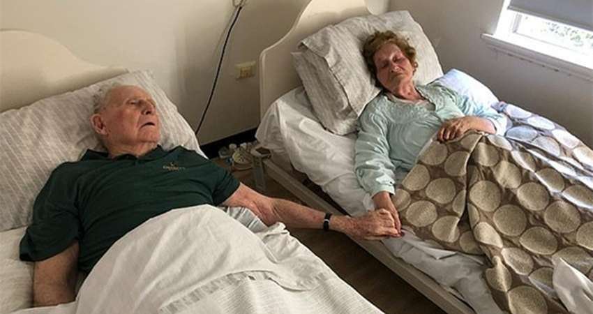 casados há 70 anos, idosos morrem de mãos dadas e com poucos minutos de diferença