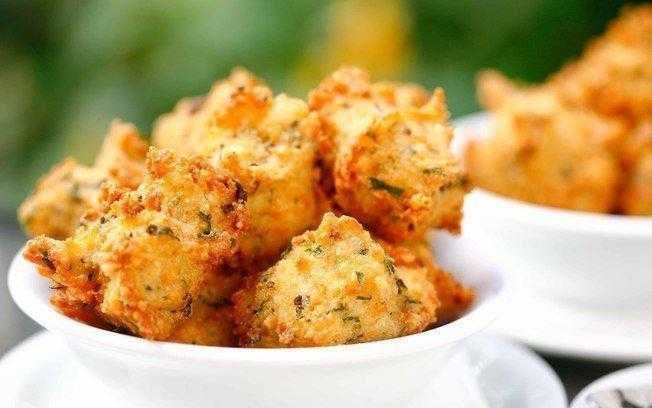 Como fazer bolinho de arroz