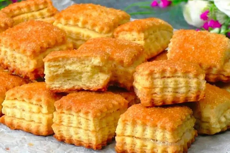 Faço esses biscoitos quase todo santo dia! Amo demais!!.