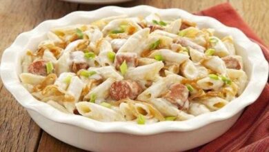 Penne com molho de queijo e linguiça delicioso 4