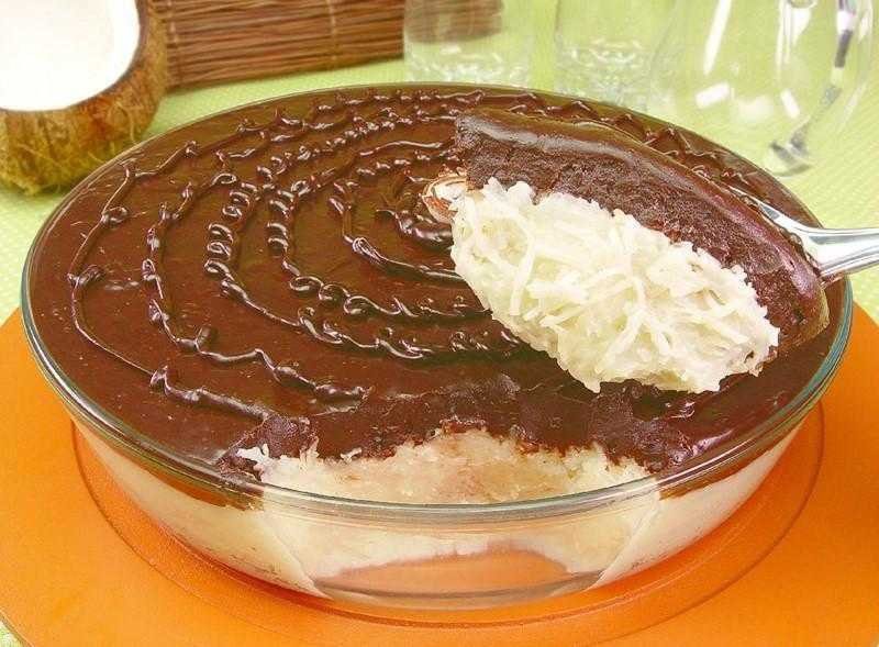 Receita de prestígio gelado na travessa cremoso