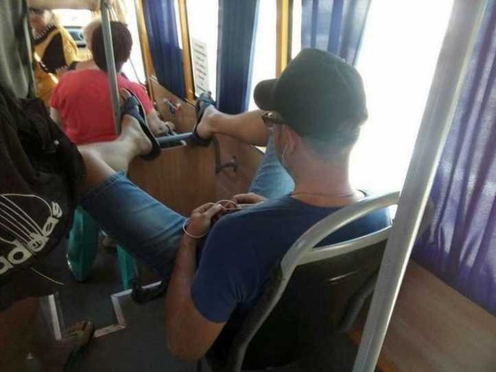 1626130150 460 23 fotos absurdas de pessoas que definitivamente nao tem nenhuma