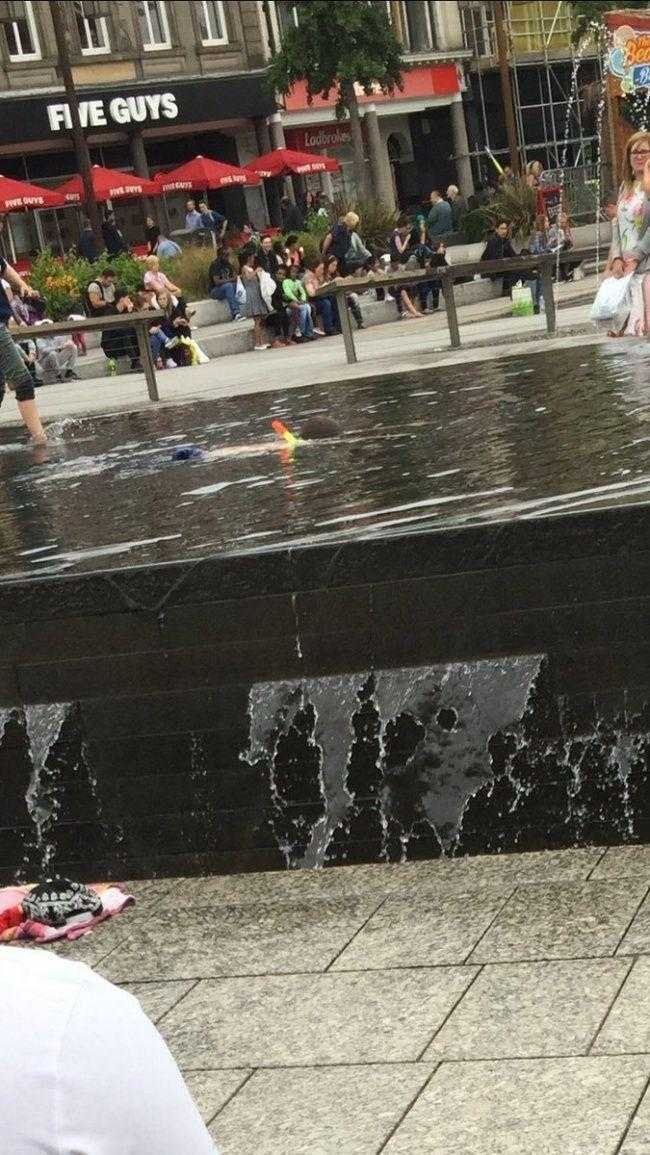1588118117 907 14 Criancas deixando claro que deixa las sozinhas foi uma pessima