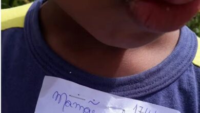 Absurdo: Professora grampeia bilhete em aluno e mãe se pronuncia – ‘Furou duas vezes’