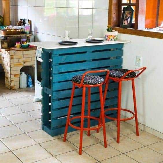 como fazer móveis com pallet