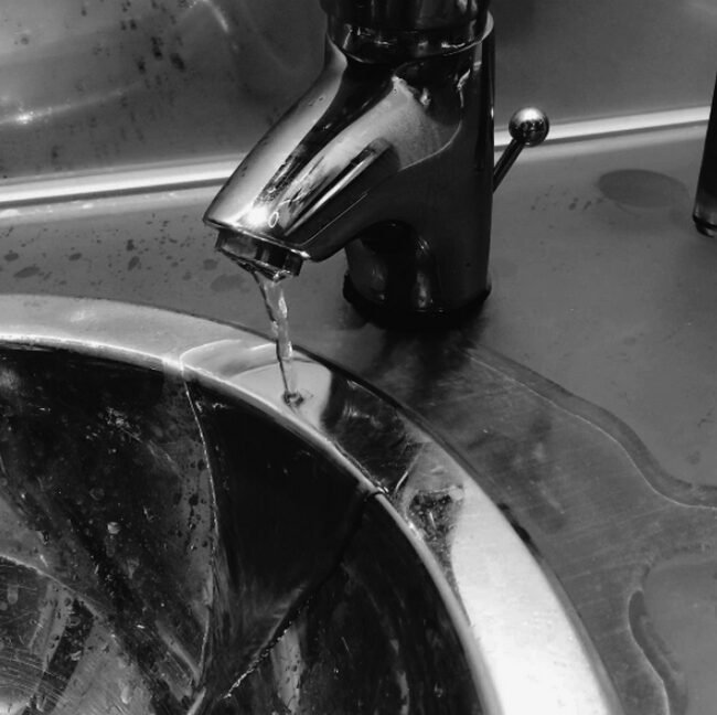 1634405282 632 14 Pessoas que deveriam considerar mudar de profissao Serio