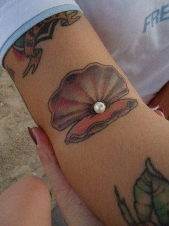 1573933452 194 24 tatuagens geniais capazes de interagir com o corpo