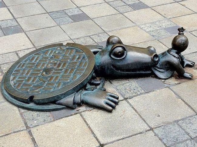 estatuas-bizarras-4