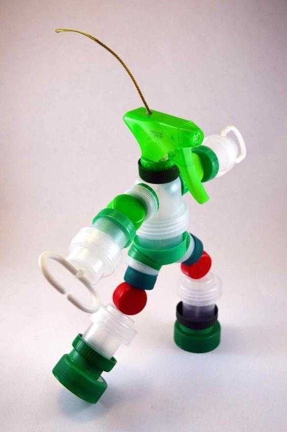 1589040392 589 Brinquedos feitos com garrafa pet