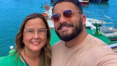 Filho suspeito de tirar a vida da própria mãe postou homenagem momentos depois do crime; ela era professora em MG