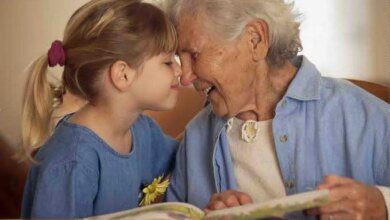 Atenção vovós cuidar dos netos faz você viver mais