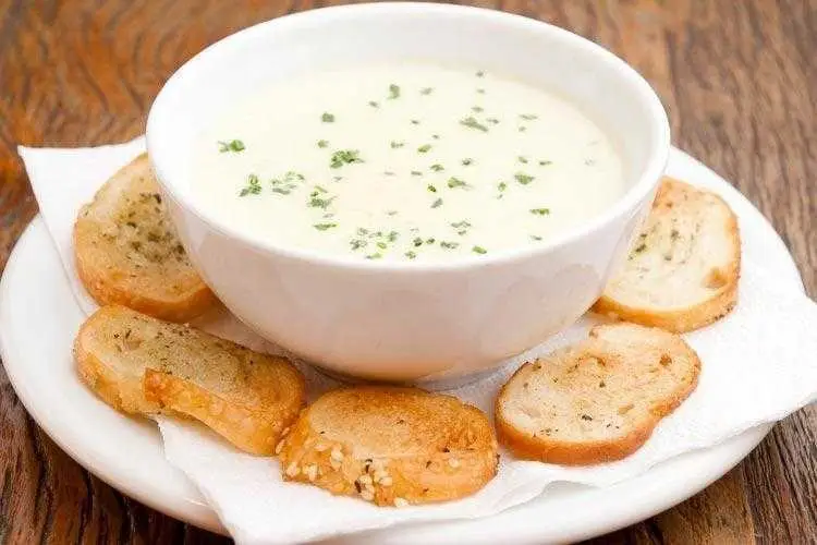 Como fazer creme de alho rápido e fácil