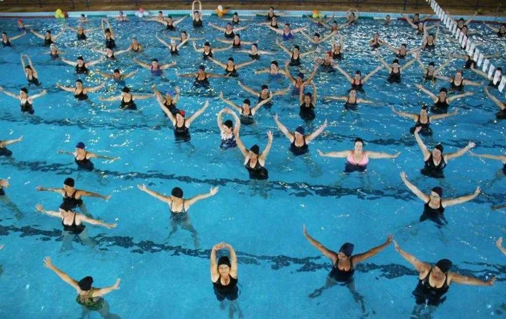 Conheça Os Benefícios Da Hidroginástica Para A Saúde.